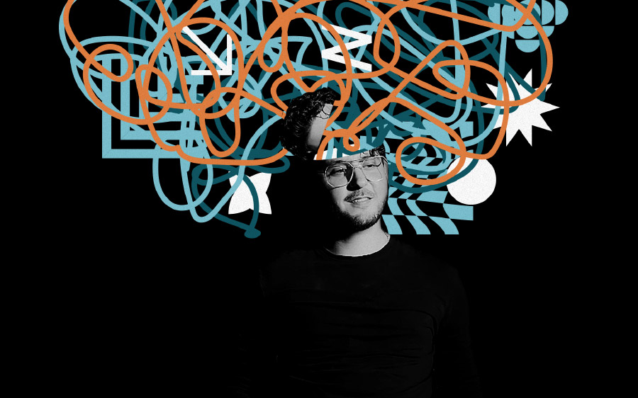 Imagen de un hombre abriendo su mente